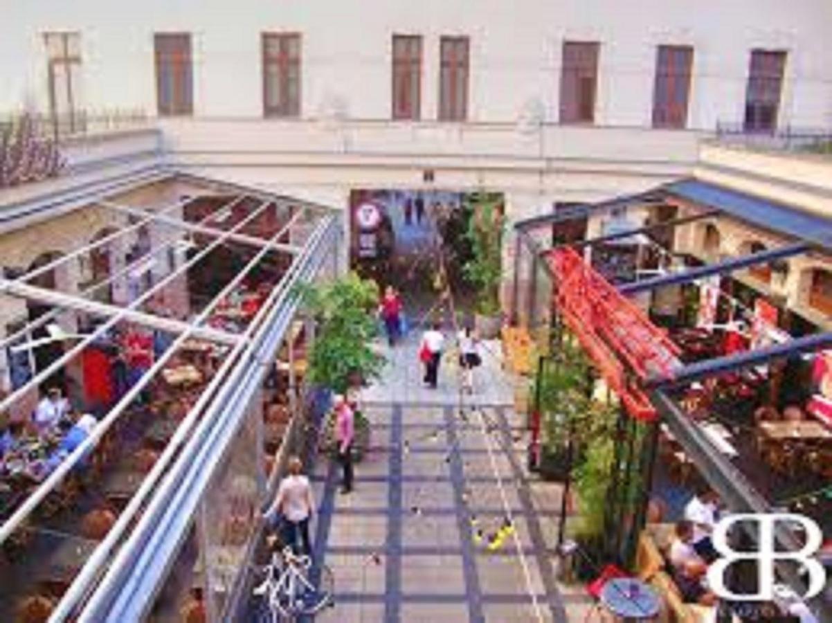 Splendid Private Flat Apartamento Budapeste Exterior foto